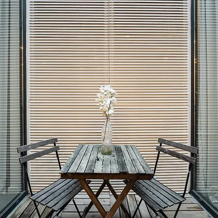 Bookstay Tear45 Avenue