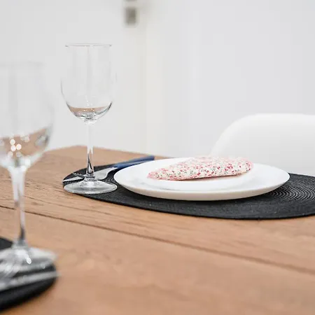 Bookstay Tear45 Avenue Apartment Aveiro