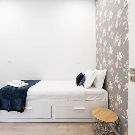 Bookstay Tear45 Avenue Apartment *
