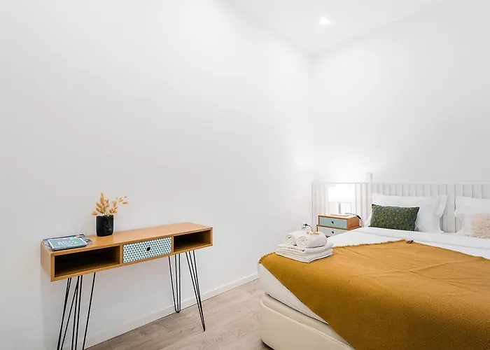Bookstay Tear45 Avenue Aveiro Apartment דירה אבאירו