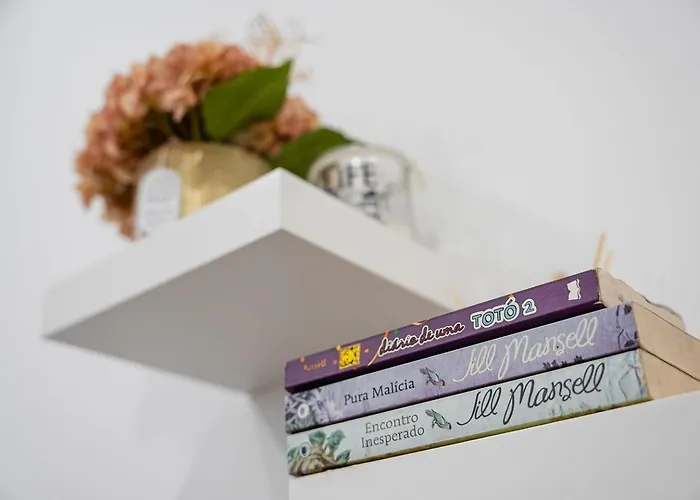 Bookstay Tear45 Avenue Aveiro Apartment דירה אבאירו
