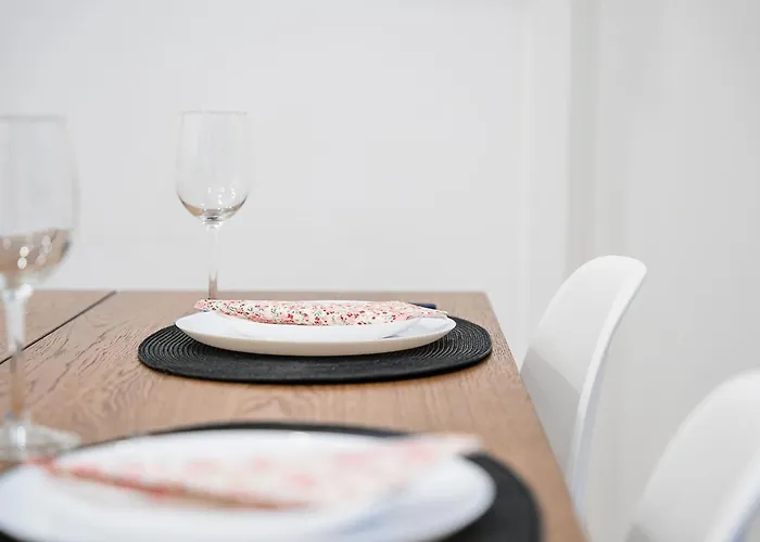 Bookstay Tear45 Avenue Aveiro Apartment דירה *