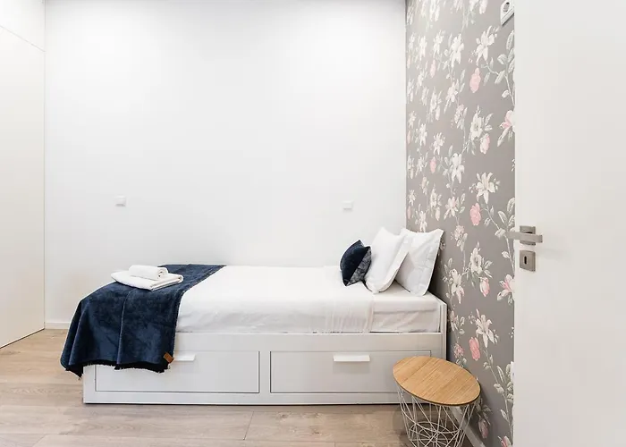 Bookstay Tear45 Avenue Aveiro Apartment דירה *